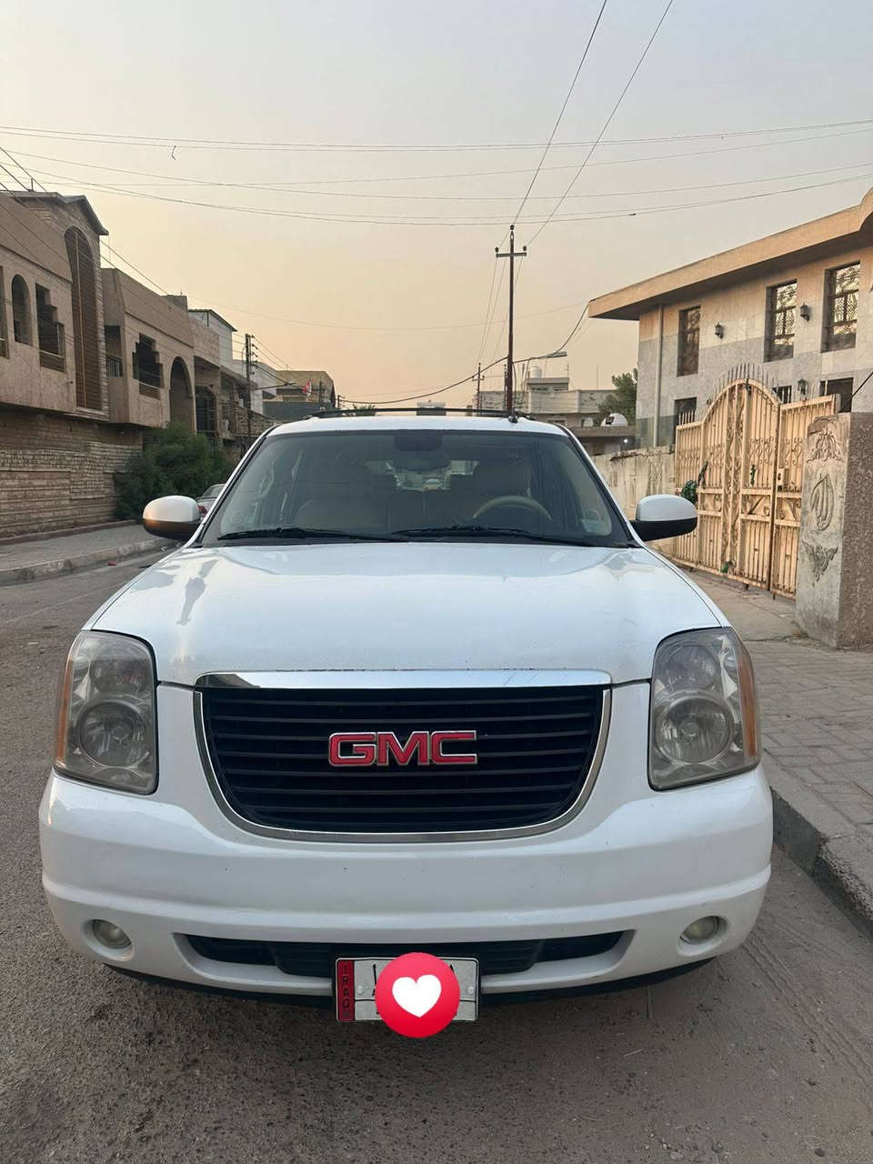 GMC موديل 2011 للبيع
السياره كفاله عامه اي قطعه صبغ مابيها  داخل عسلي وتحويل ثاني يوم مشروع وطني خط السياره موصل بغداد ولشراي يتصل ***********
