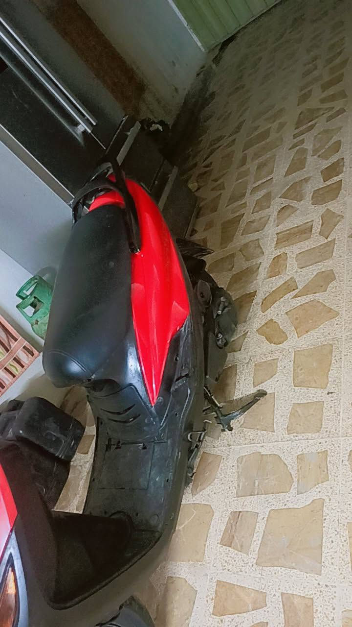 سلام عليكم ماكس ياباني 140 محرك مفتوح بس كلها بلادي نضيفه كلش دراجه روبع دينار مصرف ميرادلها تلفون سعر 600 وبيه مجال


**إذا كنت صاحب هذا الإعلان وتريد حذفه لأي سبب، رجاءا أرسل رسالة إلى الدعم الفني**