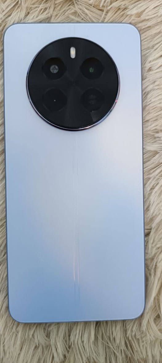 ريلمي 12ذاكره 512 بطاريه 5000 معالج سناب دراكون سماعه ستيريو الجهاز مكفول من كلشي  شخط مبي بدون ملحقات السكن بغداد مدينة الصدر رايده ب200 الشراي يتصل ***********
