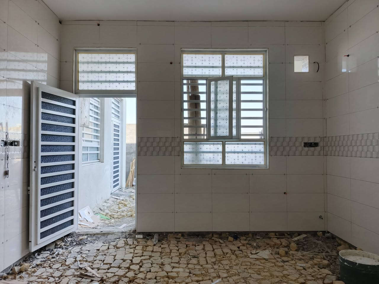 متفرغير حالين خلفه سراميك شغلنه في الناصريه فقط نتصل ودلل  *********** واتساب وخاص مفتوح
