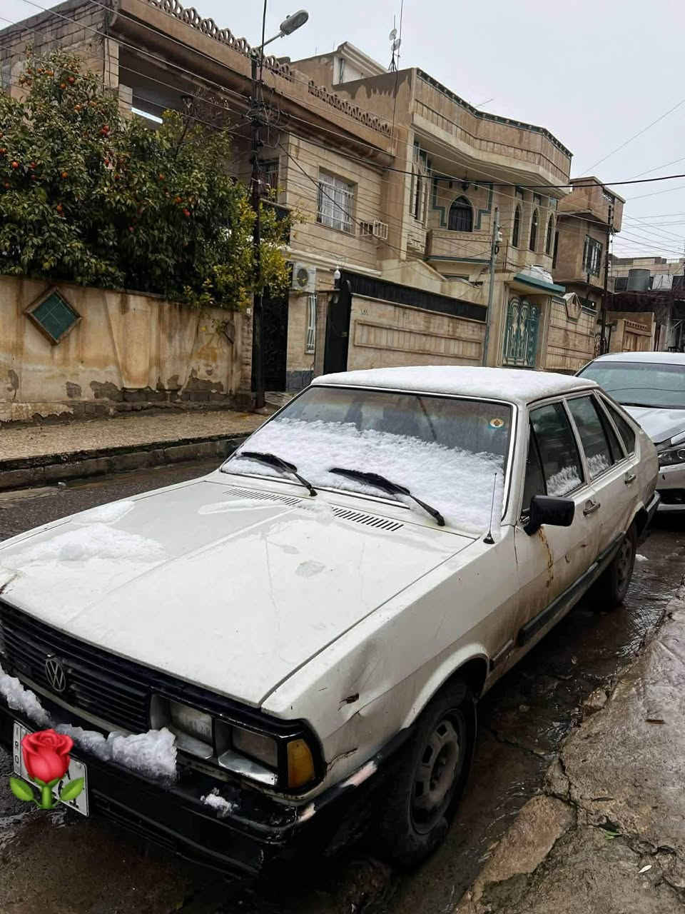 للبيع برازيلي سيارة بلادية باسمي رقم نينوى جديد هزة جديدة محرك 0،8 و5 كير تايرات جدد باتري جديد كهربائيات شغالة 
محرك وكير شرط بدون صبغ وبدون ضرر
السعر 28 وبيها مجال


**إذا كنت صاحب هذا الإعلان وتريد حذفه لأي سبب، رجاءا أرسل رسالة إلى الدعم الفني**