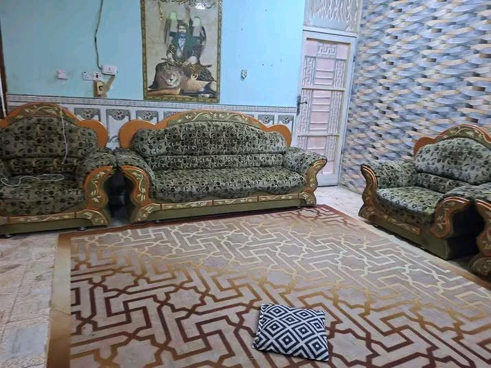 غراض للبيع كلمن وسعرة (كوت) شراي
اتصل مكلف اني ‏‪***********‬‏
