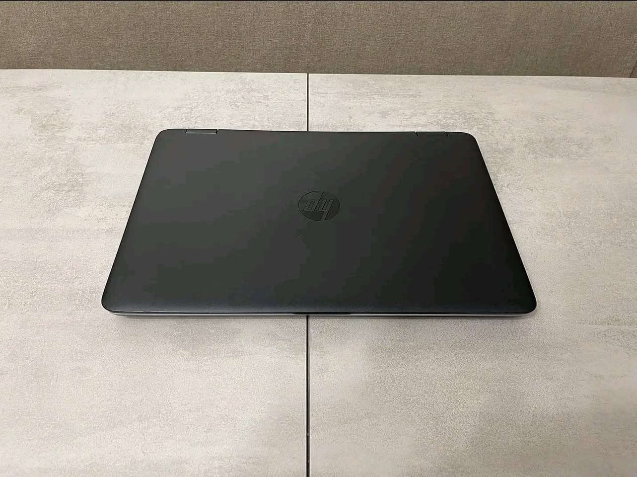 لابتوب اج بي core i7 الجيل السادس  
المعالج core i7 الجيل السادس
رام  8 كيكا DDR4
هارد 256 كيكا SSD
كرت الشاشه Intel Uhd 520حجم 4 كيكا
الشاشه حجم 15.6 انج ضد التوهج  
باتري ليثيوم 6 خلايا  شحن سريع 65 واط والباطرية ممتازة كامرة دقة hd
مشغل اقراص CD/DVD
 منفذ تايب سي و رام وسيم كرت وباقي المنافذ   الحاسبه كلش نضيفه وحلوه
السعر 300الف النجف, العراق


**إذا كنت صاحب هذا الإعلان وتريد حذفه لأي سبب، رجاءا أرسل رسالة إلى الدعم الفني**