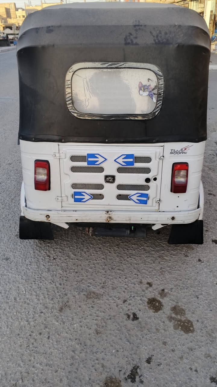 السلام عليكم تكتك للبيع موديل 20 لوحه وسنويه نكليزي مهزوزه وكامله المكان كربلاء حي الغدير ***********
