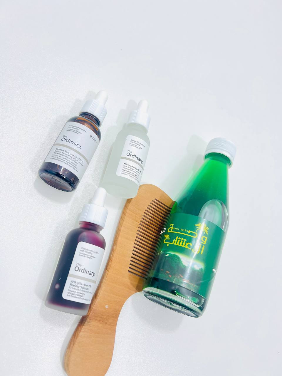 🌿 اكتشفي سر البشرة المشرقة والصحية مع مزيجنا المثالي من العناية اليومية! 🌿

✨ The Ordinary – الأسطورة التي لا تُضاهى في عالم السيرومات
سيرومات ٣ قطع
⚪🌸سيروم نيسانميد لعلاج المسامات واثار الحبوب وشد البشرة

🔴🌸سيروم تقشير بأحماض الفواكه لعلاج كافة مشاكل البشرة

⚫🌸سيروم الكافيين لعلاج الهالات السوداء والتجاعيد وانتفاخ تحت العين 

💚 وإلى جانبها... زيت الأعشاب من "واحة الأعشاب" – تركيبة طبيعية خالصة تغذي بعمق، تهدئ، وتمنح بشرتك نعومة وتألقاً لا يُقاوم 

✅ مناسب لكل أنواع البشرة  
✅ بدون كيماويات ضارة  
✅ نتائج مرئية من أول استخدام
مع مشط الشعر هديه 😍

#العناية_بالبشرة #TheOrdinary #واحة_الأعشاب #سيروم_البشرة #تقشير_البشرة #نضارة_البشرة #جمال_طبيعي #عناية_يومية  #SkinCareRoutine #ArabBeauty #OasisHerbs #TheOrdinaryKSA

السعر /22 الف 🌝😍🔥


**إذا كنت صاحب هذا الإعلان وتريد حذفه لأي سبب، رجاءا أرسل رسالة إلى الدعم الفني**