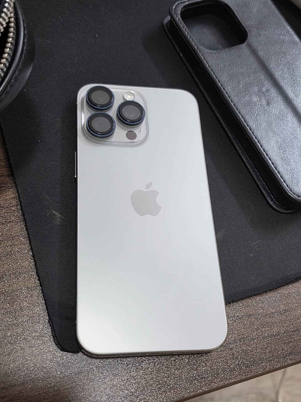 ايفون 15 pro max
256
الجهاز ابد مداخل صيانه
نضافه الجهاز 100%

البطاريه 88% 

الجهاز نضيف كلش

رقمي للتواصل ***********

السعر مليون و 50 الف
