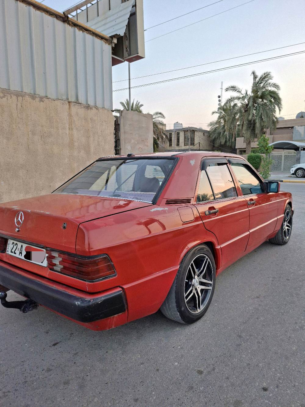 مارسدس 190 للبيع 
موديل 1991 اربيل دولي هزة جديده
سيارة جاهزه على الاخير  من كل نواحي 
مكفوله من حادث مابيهه حادث 
صبغ بلادي  
عدى بنيد مرشوش اثر جراد وربع جاملغ خلفي اثر جراد 
تبريد ثلج 
مكينة و كير اوتماتيك جديدات بلادي
رقم انكليزي  شمالي 
فيديو اله علخاص 

‎0772 687 1615