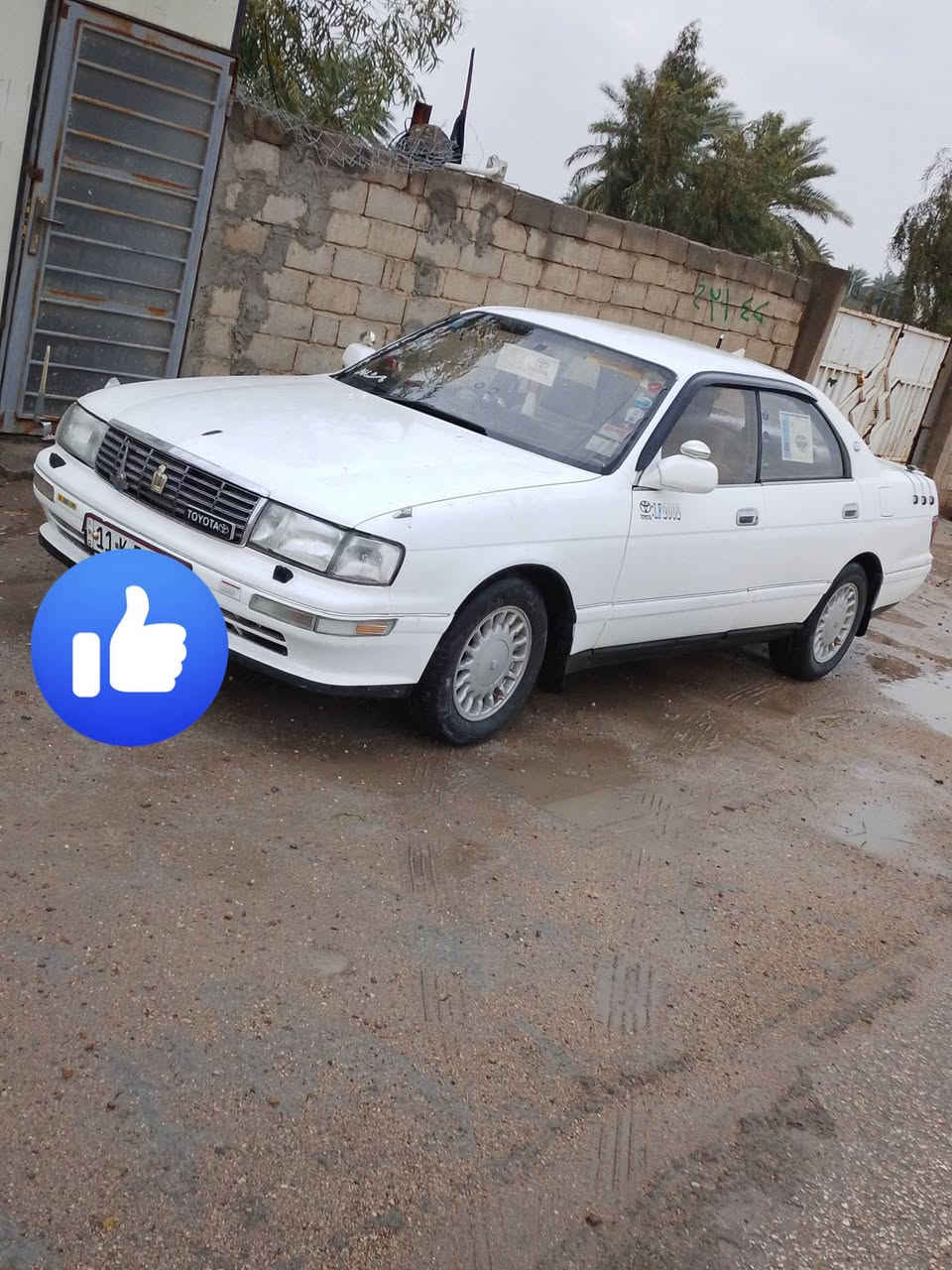 السلام عليكم بطه كروان كفاله عامه لاضربه ولامعجون مصبوغه فقط جماليه سياره جديده بمعنه الكلمه موديل 93 سياره بسمي سنويه لل31 رقم انكليزي بغداد السعر 58 وبيها مجال ***********
