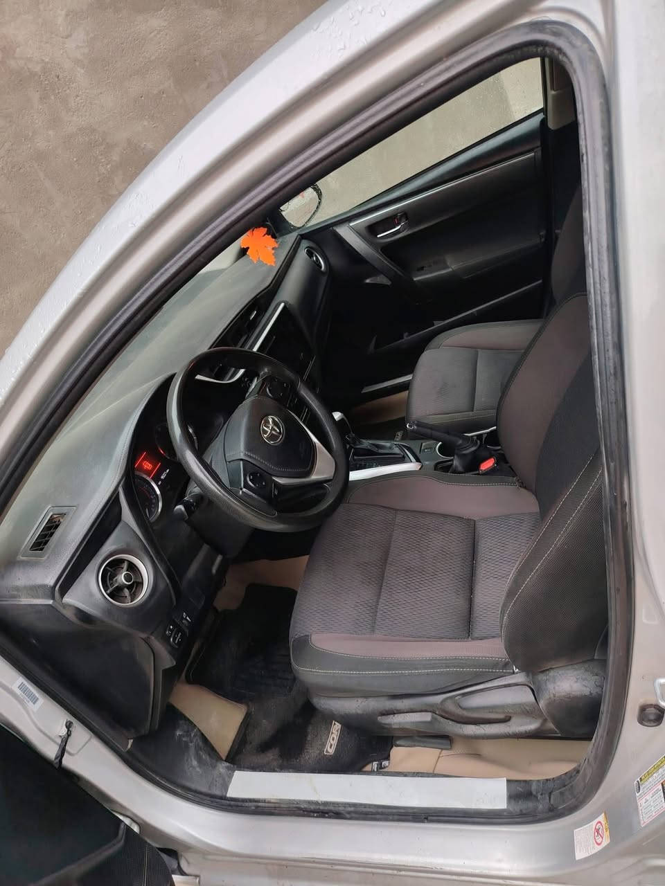 كورلا وارد امريكي
 موديل 2018 LE ماشيه95000ميل محرك1800حادث جاملغ خلفي ايسر وقبق جنطه والسعر 135$وبيها مجال الاتصال برقم *********** او *********** علما أن السياره باسمي تحويل ثاني يوم
