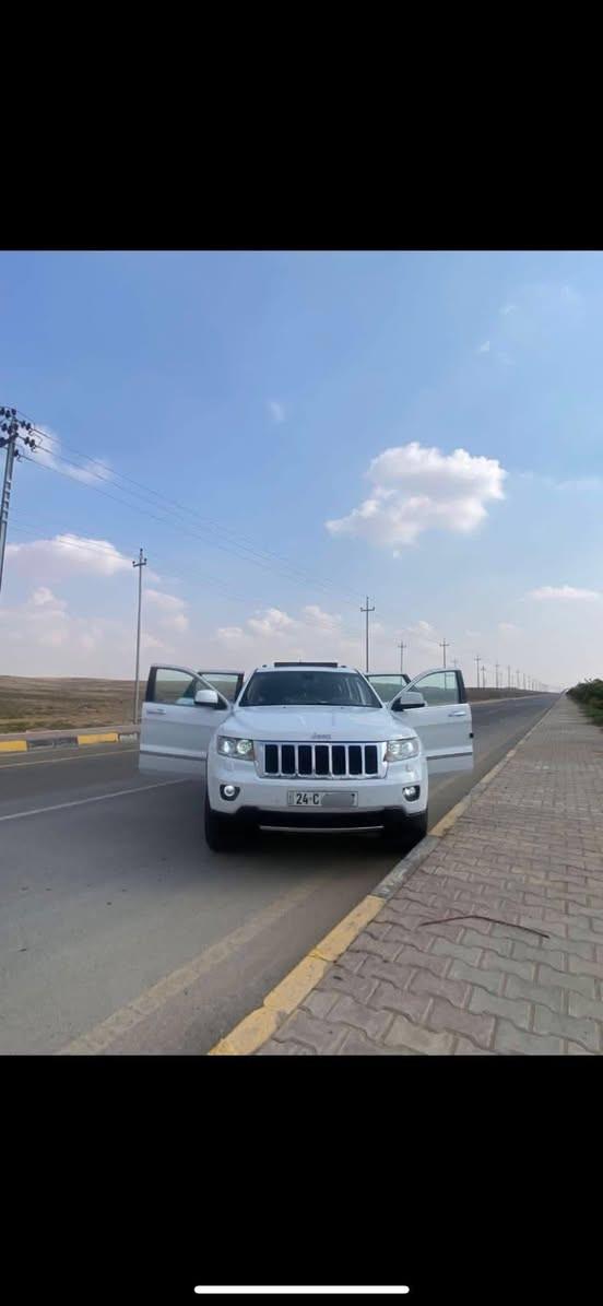 جيب 2013
خليجي وكاله
فول مواصفات
ليمتد. 1/1
رقم دهوك ب اسمي
رقم وهزه وسنويه جدد
لون ابيض ثلجي
محرك 6
دفع رباعي
4انظمة قيادة
بنوراما
بصمة تشغيل
بصمة ابواب
صندوق شفط
مرايات شفط
لايت زنون بلادي
هيتر ستيرن
هيتر كشنات امامي وخلفي
ميتر مرايات
داخل اسود وبيجي
حساسات امامية
حساسات خلفية
كشنات كهرب
تبريد لمس منفصل
شاشه + كاميرا
تحكمات ستيرن
رادار
مثبت سرعة
مرايات تقلب ع البكَ
زراكات لايت
نشغيل عن بعد كَير ومحرك شرط
السياره جاهزه
مكاني موصل 
السعر 215وبيها مجال 
رقم ***********
