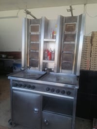 غراض مطعم • طقم كامل • شبه جديد