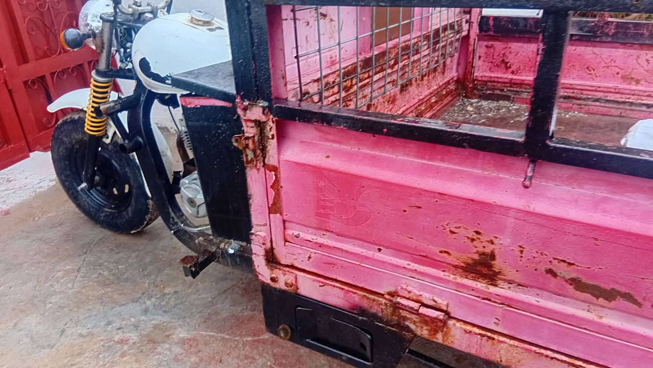 ستوته للبيع 
بدون اوراق شاصي مكفول عوزه باتري ستوته
 جميع الكهربائيات شغاله سلف هندر 
***********   
  عنوان حفريه صويره 
خاص ماجاوب رجائآ مكلف بالنشر
