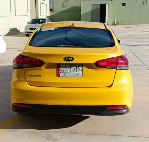 فورتي للبيع 2017 محرك 2000 دوش كير. AT بأسمي  حادثها جاملغ ايسر ما عابر مبدل وشوية من باب السايق مكان السيارة  السماوة /الرميثة السعر 120 وبيها مجال بسيط 
 وات ساب
***********
