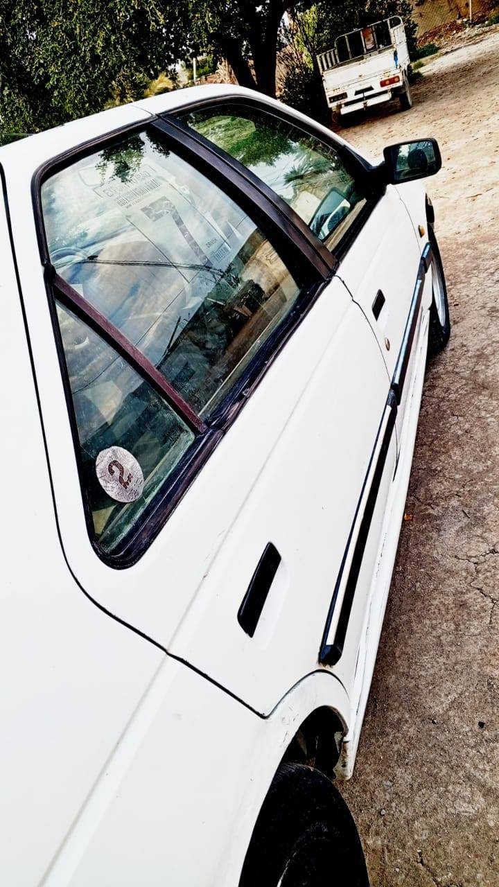 السلام عليكم  ورمضان كريم عليكم 
بيجو ٤٠٥ موديل ١٠ بسمي رقم انكليزي نجف ٣٣ بيها مجال

الرقم للاتصال ***********
