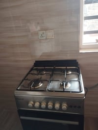 فرن غاز • نضيف • قابل للتفاوض