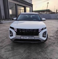 هيونداي كريتا 2024  ماشية 2800 كيلو مكفولة كفالة عامة  السيارة ضمان شر...