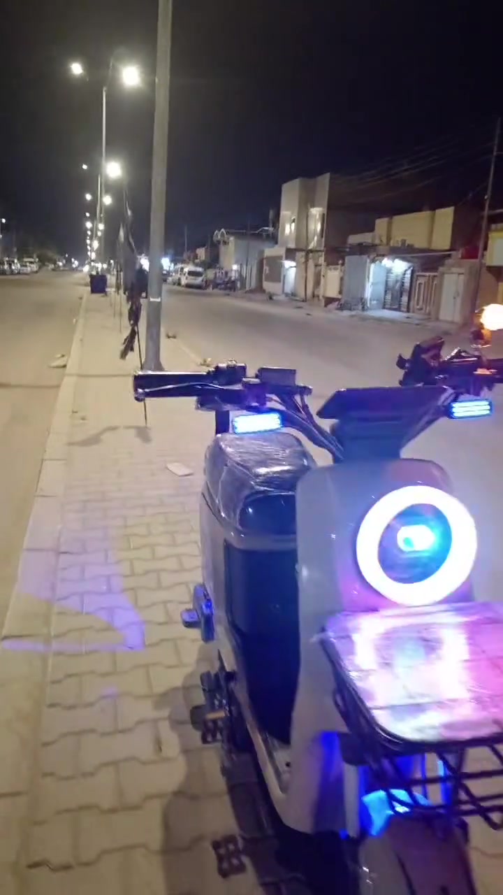 السلام عليكم دراجه شحن البيع الدراجه جديده بطاريات نضاف تمشيك ٤٠ كيلو ٣٠٠ و بيه مجال مكاني نجف


**إذا كنت صاحب هذا الإعلان وتريد حذفه لأي سبب، رجاءا أرسل رسالة إلى الدعم الفني**