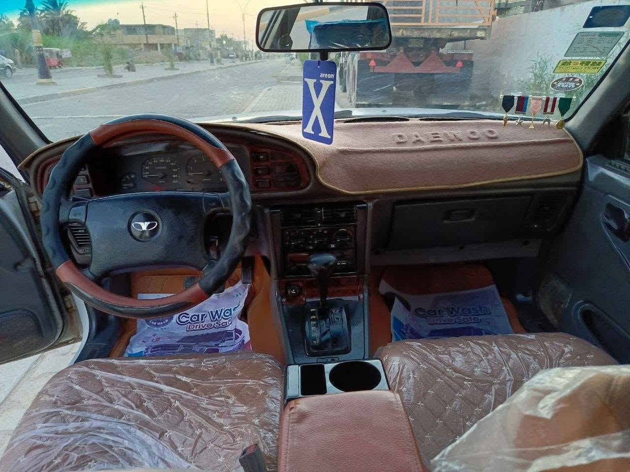 السلام عليكم
دايو ابرنس فراشه موديل 95 بسمي رقم بغداد انكليزي هزه جديده سنويه 2031 مشروع وطني وتحويل مباشر ثاني يوم خلال نصف ساعة

مكينه وكير جديد مكفولات
محرك 2000 كير اوتوماتيك

صدر امامي وخلفي جديد كهربايات كلهه شغاله رون كيلو مترالسياره ناعمه ونشطه ويل كب مجلي لونين راديو مسجل كله شغال السياره عليهه ادامه كامله تبريد شغال صدر جديد بريك ادامة 100‎%‎
داخل السياره كله مدوشم ونضيف كشنات وارضية السياره مصبوغه للجماليه 
السعر 46 ورقة وبيه مجال بسيط
المكان الفلوجة 
للتواصل الاتصال على الرقم رجاءا فقط الجادين للشراء 
***********
