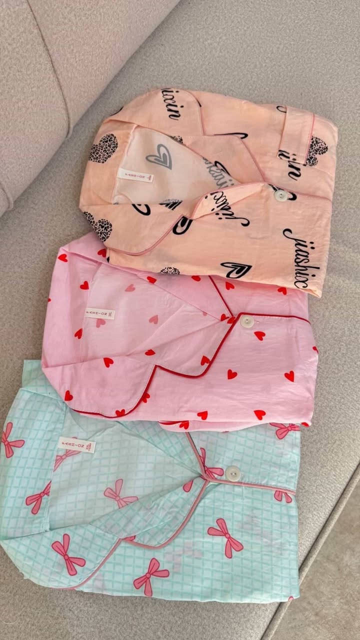بنات تراكات وصلت جديد ✨
كريشه تجنن، بارده وخفيفه وتصلح للصيف 🌸
ألوانها الصيفيه تهبل وتخلي الطله مرتبه وناعمه 💕
شنو اللون اللي عجبكم أكثر؟ 😍
متوفر مفرد +جمله 
قناه التلي
https://t.me/BZahraa_Beauty


**إذا كنت صاحب هذا الإعلان وتريد حذفه لأي سبب، رجاءا أرسل رسالة إلى الدعم الفني**