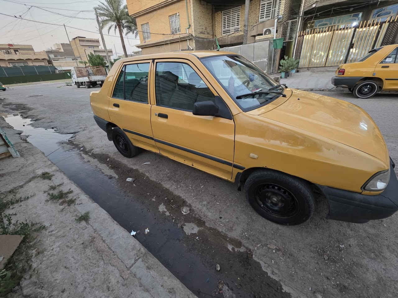 سايبا موديل ١٥ للبيع مصفر هيئة وغرامه مكفولة كير محرك كهربائيات عل ابلاد +تخم ابلاكات+ محرك مبدله طابوكه كاملة يعني بوجهك للشغل المعنوان بغداد الشعلة *********** ٣٥
