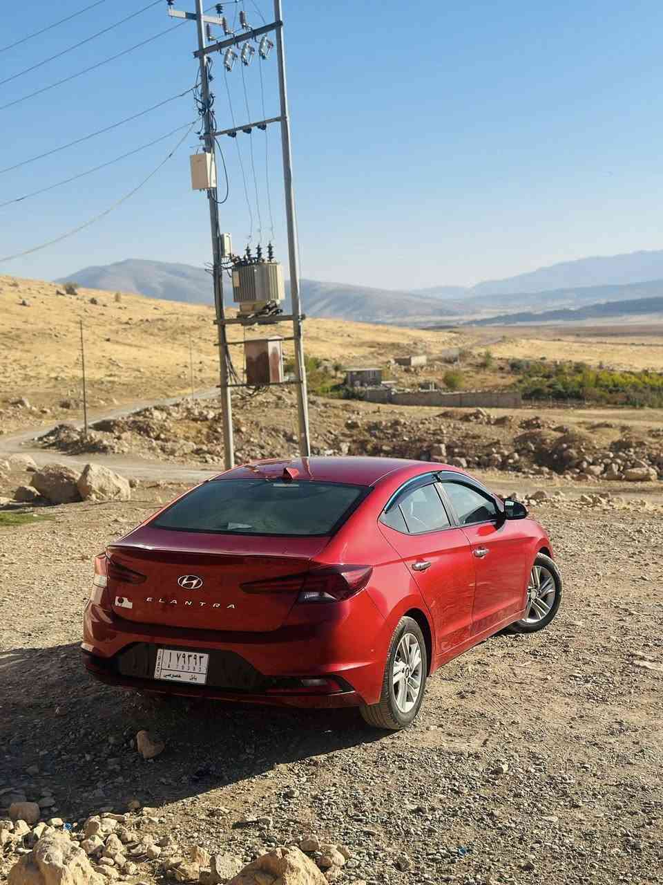 النترا 2020 وارد امريكي سياره نضيفه مابيها اي نقص كير محور AT مكينه دوش الفين حادثها سطحي جاملغ وباب ومصلحيهن نفسهن بدون دواخل بدون ايرباك سياره نص فول تحديد مسار شاشه كار بلي فول تحكم ستيرن حداديه جديدت وتايرات جدد ومابيها اي نقص السعر 135 وبيه مجال بسيط 
مكان سياره حله ابو غرق ***********
