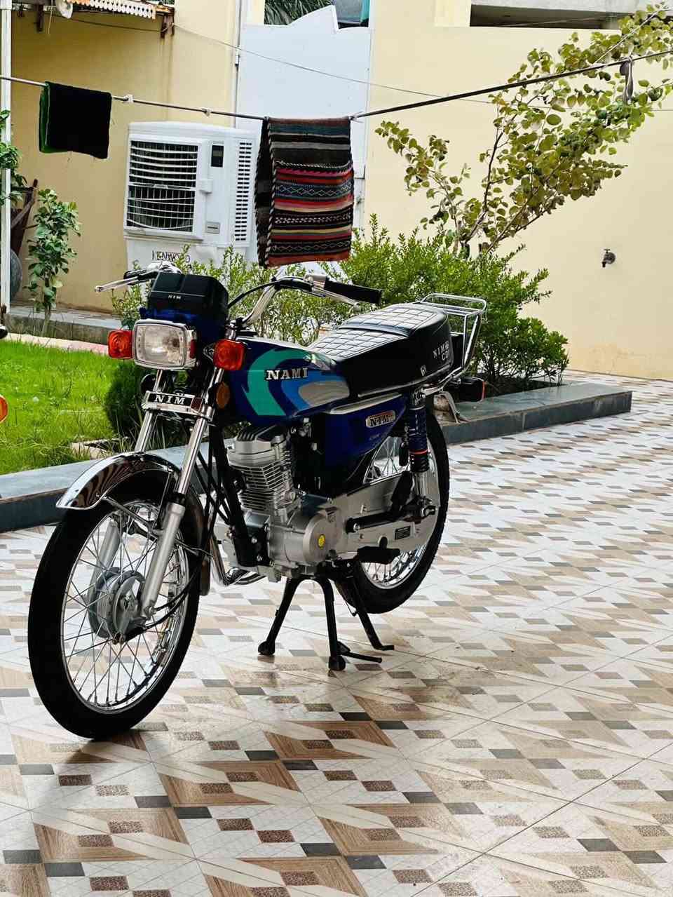 سلام عليكم لبيع
نامه موديل 2026 دراجه بعده زيرو  دراجه كامله اي نقص مابيه  
أرواق بيه خمسه سويجات ثلاثه  دراجه بعده على وضع المعرض 
سعر 725 وبيهه مجال لشراي  
الرقم *********** 
ديالى الخالص
