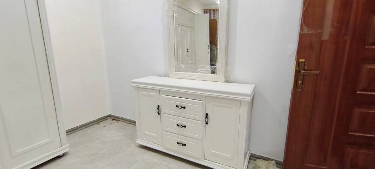 غرفه نوم صبغ حراري سيارات التميز عنواننا للاستفسار مراسله البيج او الواتساب او لاتصال ع الرقم ***********
