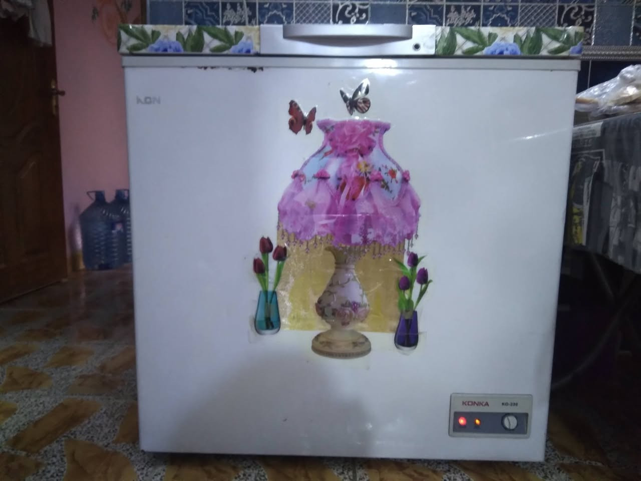 مجمدجديد مستعمل شي قليل كلشي بشرط  للبيع او مراوس ويه نفط او بانزين او كاز ***********
