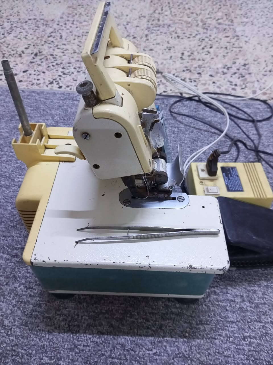 اوفر ثلاث خيوط ياباني منزلي للبيع مكاني سماوه سكك ***********
