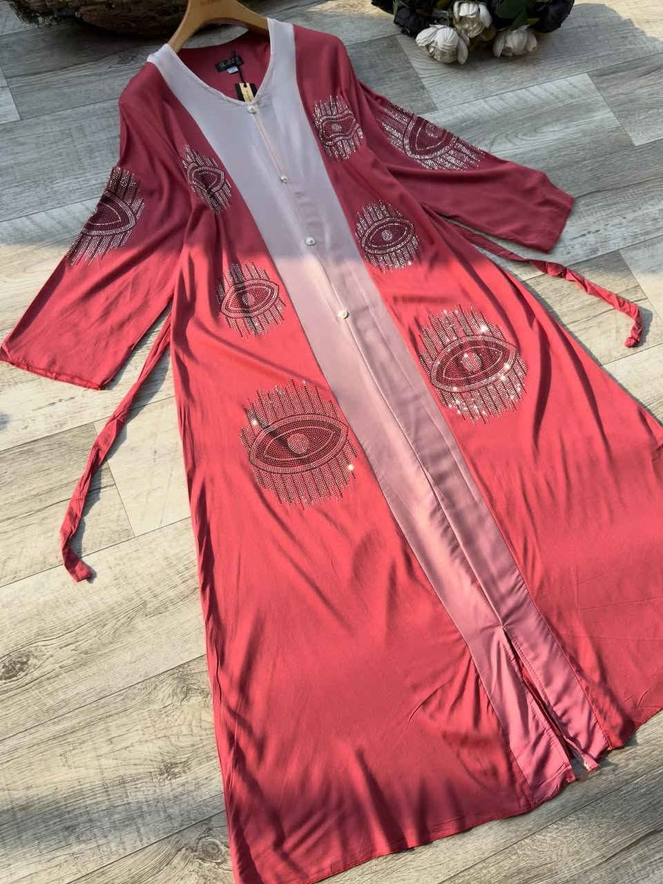 راحة تلبسينها… وأناقة تشوفينها
، قصّة واسعة مع ربط يحدد الخصر
اختيار مثالي للبيت ولمّات العائلة ❤️🌺🦋🐅
😌👗 كشمير مطاط تطعيم ستن🌸🐅
قياس 2xl_3xl_4xl_5xl
#سعــــــــــــر15
يوجد توصيل داخل المسيب الفين دينار 
يوجد توصيل محافظات


**إذا كنت صاحب هذا الإعلان وتريد حذفه لأي سبب، رجاءا أرسل رسالة إلى الدعم الفني**