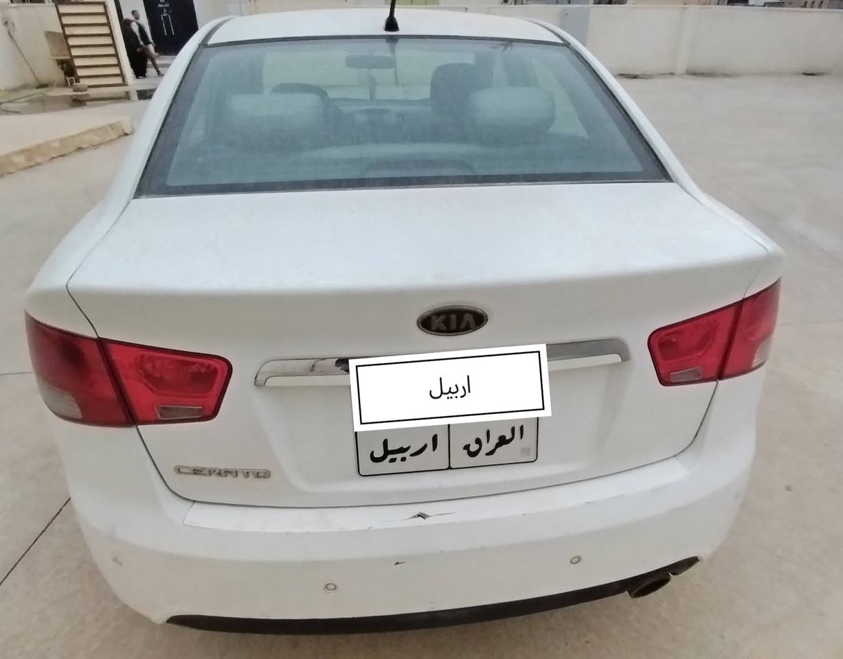 كيا سيراتو للبيع
موديل 2012

مواصفات نص فول

اللون ابيض

بيها قطعتين صبغ بدون دواخل شرط

مؤشرات بالصور

اشاير وسحب بالمرايات

تحكمات استيرن

محرك وكير خير من الله

السيارة مال جناي مال بيت مامتعوبة

*********** 

الشراي يتصل المو شراي لاتعبني ولا اتعبك

مكان السيارة تلعفر
