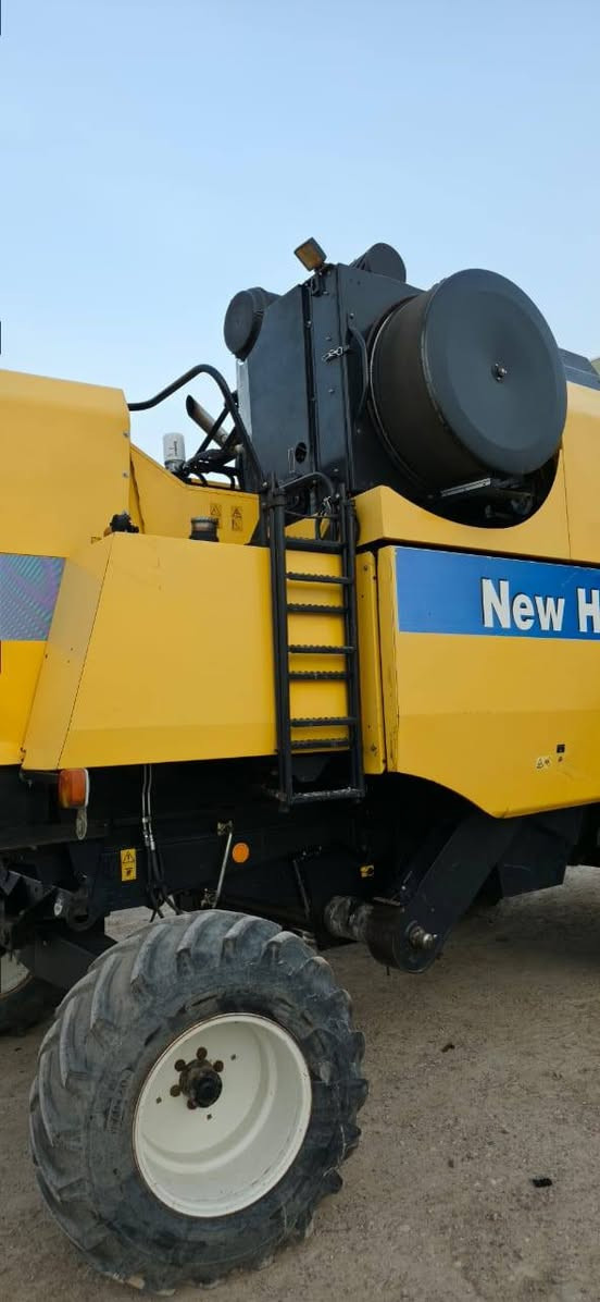 اسلام عليكم حاصدات نيوهولند للبيع موديل 2012 الاستفسار على رقم *********** اخوان مكلف بالنشر
