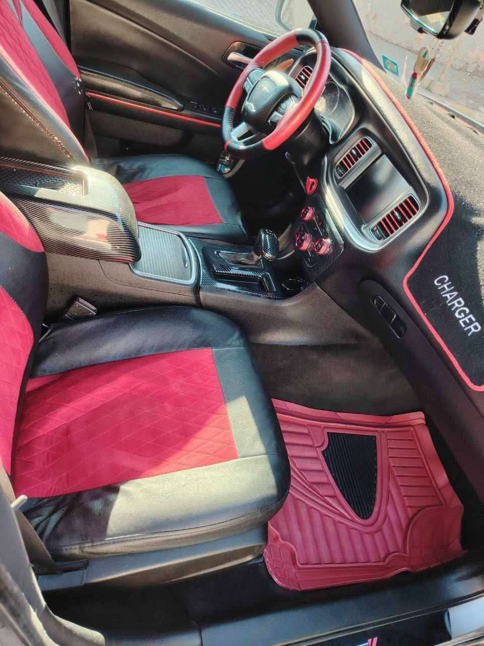 2016 رقم كركوك محرك 8 5700 مشروع وطني سنويه 2030انكليزي السياره امحدثه ومبرمجه srt كزوزات صوت كنترول
 لايت عين الشيطان متغير 
بصمه 
تشغيل عن بعد 
عدسات led 
كشنات تدفئة 
شفتات بالستيرن
كشن كهربائي 
 بيه  جامرلغ جهت السكن والجامرلغ خلف السايق صبغ والبونيد امحدث وبيه اثر لزكه قديم عالقماره والصندوك يحتاجله بوليش حتى يروح عليه منضومه مال غاز 80 لتر
*********** كركوك, العراق
