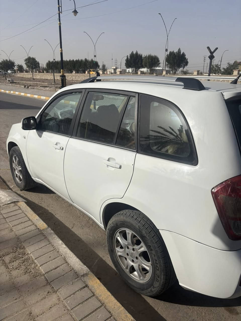 سياره تيكو للبيع او مراوس  
مكان الكوت  سعر 75  نضيفه كير ومكينه وتبريد  وغرفته نضيفه 
للأتصال ***********
