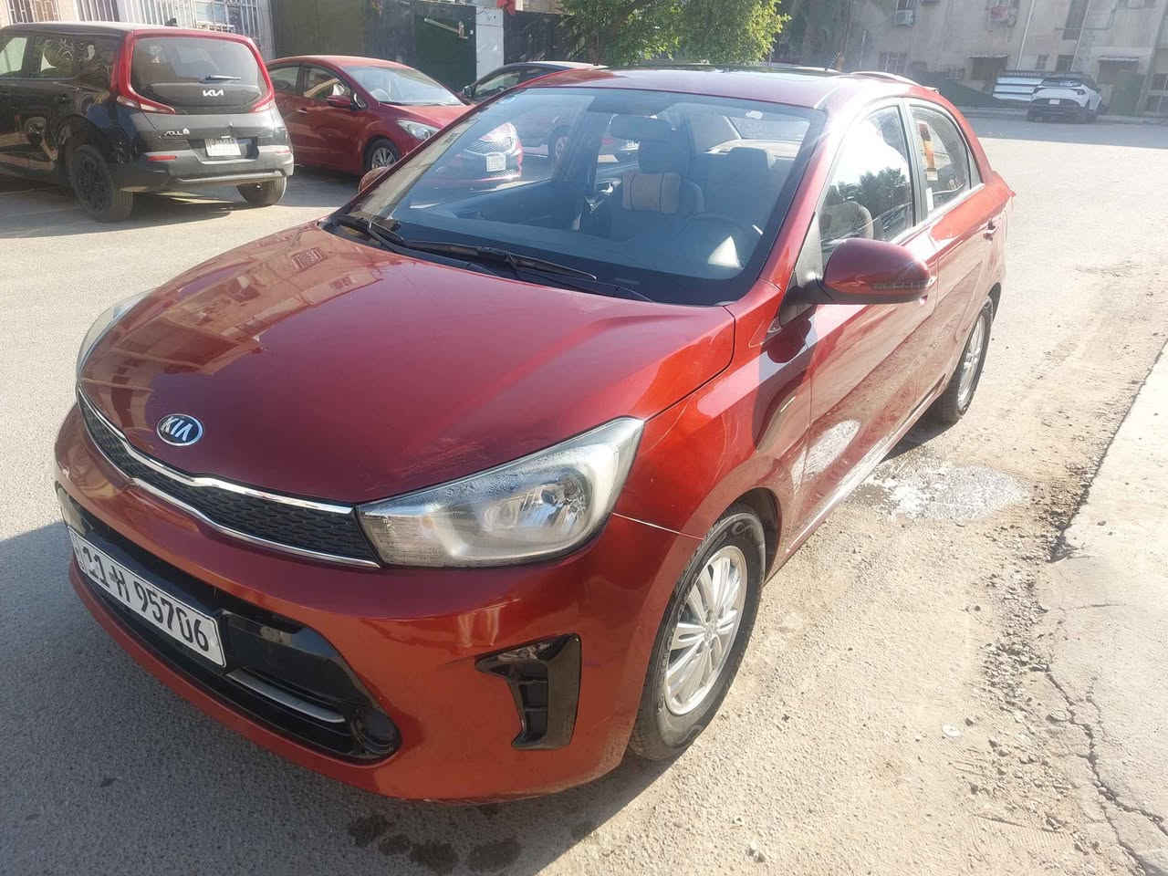 كيا بيجاز ٢٠٢٠ خليجية ماشية ٦٠ الف محرك ١٤٠٠ رقم بغداد الجديد بسمي مكفولة من الصبغ بيها ٣ مكانات بارد وحالوب خفيف بالسونار يبين وكم شخط مكحل وسعر السيارة ٩٥ ورقة بيها مجال قليل للاتصال فقط على هذا الرقم ت (***********) موجودة السيارة في الاعضمية بغداد, العراق
