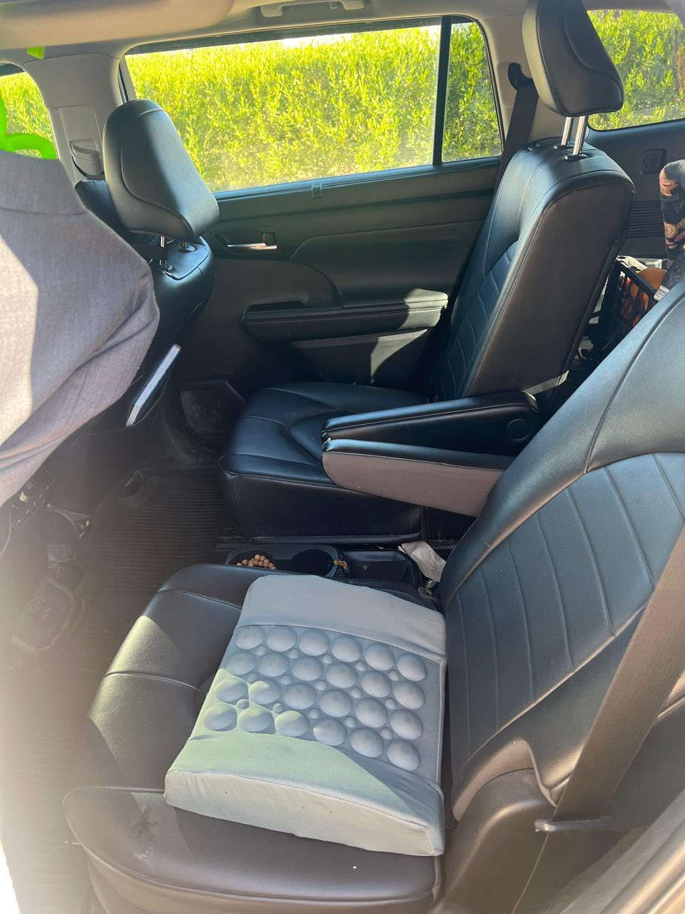 السلام عليكم
للبيع تويوتا هايلندر موديل 22
ماشيه 97
اربيل باسمي 
فول مواصفات vip
ضرر قطعتين بدون دواخل
صور الضرر مرفقة 
السعر 317 وبيها مجال 
للاستفسار***********
***********
