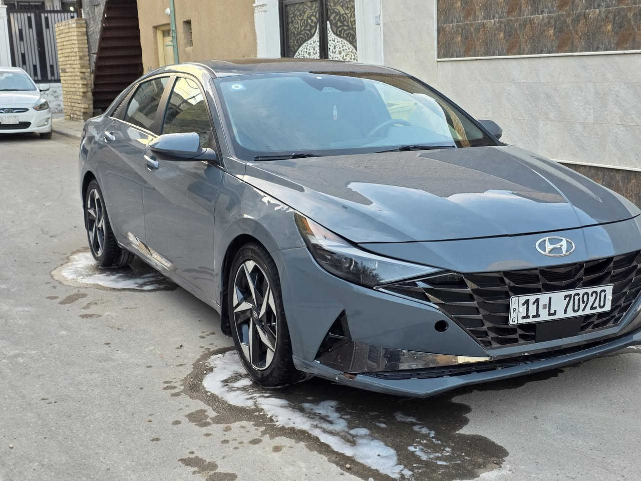 للبيع......
النترا هايبرد موديل 2022 كندي 

لون سمنتي مميز 

سياره جديده 

حادثه بسيط جدا فقط بارد طرف البنيد جهه اليمين

والباقي مكفول بجم كبس على وضع الشركه 

رقم بغداد الجديد حره

فتحت قماره

بصمه ابواب وتشغيل وتشغيل عن بعد 

صندوق ذكي يفتح عند الاقتراب 

شاشة كبيره ابل كار بلي 

سايد بريك بصمه 

شاحن وايرلس 

دشبول ديجيتال إلكتروني متغير 

حساس اطارات 

اوتو هولد 

تبريد منفصل جهتين لمس 

اشاره ترحيب 

رادار أمامي وخلفي 

قياده اليه 

ترحيب يده باب

كروز مثبت سرعه 

 تبريد حداديه مكفوله على وضع الشركه  

سياره جاهزه من كلشي

للإستفسار الاتصال على الرقم

مكاني ديوانيه قضاء الشاميه 
السعر 155بيها مجال

 ***********
