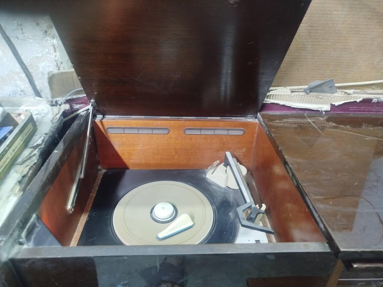 راديو جروندينج انتاج 1950للبيع


**إذا كنت صاحب هذا الإعلان وتريد حذفه لأي سبب، رجاءا أرسل رسالة إلى الدعم الفني**