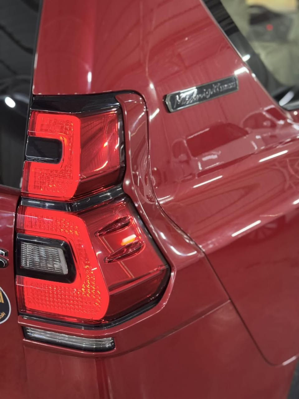 ابدأ رحلتك نحو القيادة المثالية مع معرض الدله للسيارات🚘، حيث الثقة والتفوق يلتقيان في كل تجربة قيادة. نحن نعلم أن السعر والجودة هما عوامل حاسمة في اختيار سيارتك المثالية، ولذلك نقدم لك أسعارًا تنافسية لا تُقاوِم.

الموقع📍: بغداد الكريعات شارع الوقف السني 
للاستفسار :***********
                    او 
***********

اللاستفسار عبر الواتساب ‬

النوع:تويوتا برادو 
الموديل:2022
حجم المحرك:V6
عداد المسافه:84 الف كيلو متر 
خليجي 
المواصفات:
Vx.s
بصمه تشغيل
بصمه ابواب
فتحه سقف
7 راكب 
3قطع تبريد
كشنات جلد
كشن كهرباء
شاشه
كامرا 

حساسات 
تحكم ستيرن جهتين 
مثبت سرعه 
وباقي المواصفات المعروفه
