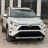 تۆیۆتا ڕاڤ4 2024 مواسەفاتXLE Premium AWD سەیارەکە فول فول مواسەفاتە   ...