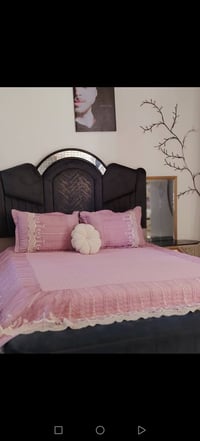 غرفة نوم للبيع نظيفه ٨ قطع 07700519503