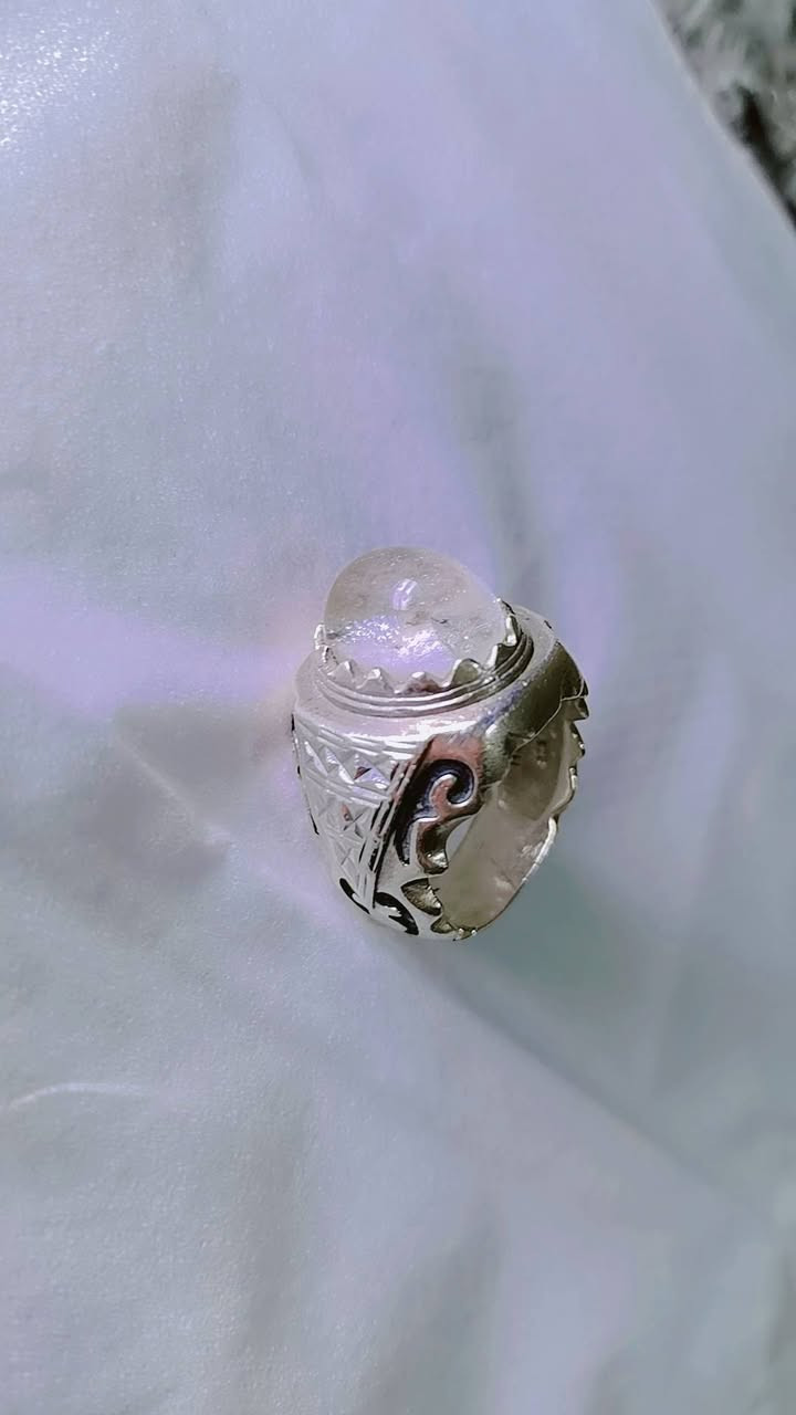 السلام عليكم  متاح محبس اوبال 925 صياغة يدويه السعر 100 الف مع محبس ياقوته صياغه يدويه 925 ب75 الف مع يشمه افريقيه قديمه مخطوط علييها اهل الكساء فضه 1000 ب125 الف مع محبس در النجف فضه 925 ب50 الف مع محبس نيشابوري بحريني فضه 925 ب50 الف مع محبس نحاس فرعوني  توباز افريقي البصرة المشراق القديم ***********
