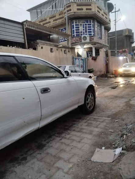 السلام عليكم سياره مارك للبيع علمن السياره كصه ونقل جثه السياره مكينه وكير خير من الله ابيع السياره بدون راعي وابيع السياره كوم حديد اكفل سرقه وعشاير السعر 22رقم الهاتف ***********
