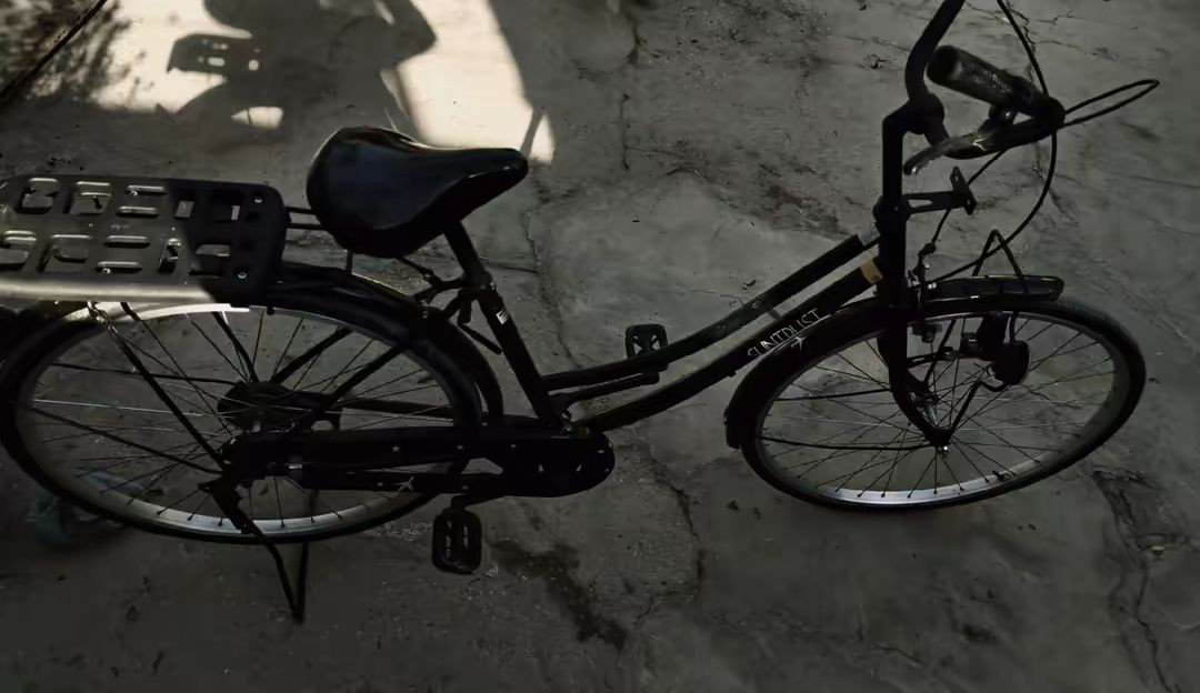 سلام عليكم باسكل بطه موديل، 2020 باسكل بيه خشوط قليل  سعر 100بيه مجال رقم  ***********
