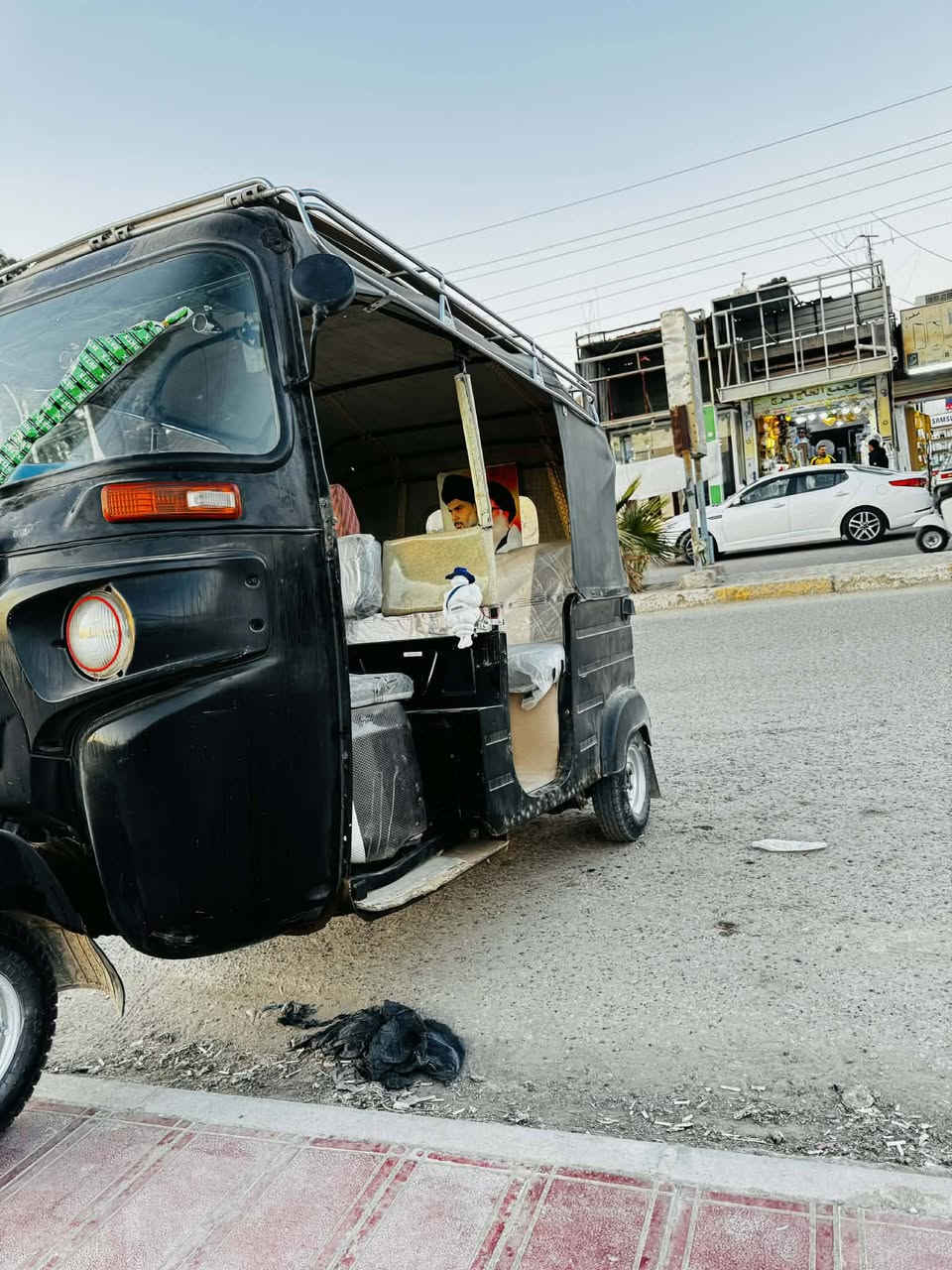 سلام عليكم تكتك عشرين كفاله عامه رقم وسنويه ابيع فارغ للاستفسار ***********
