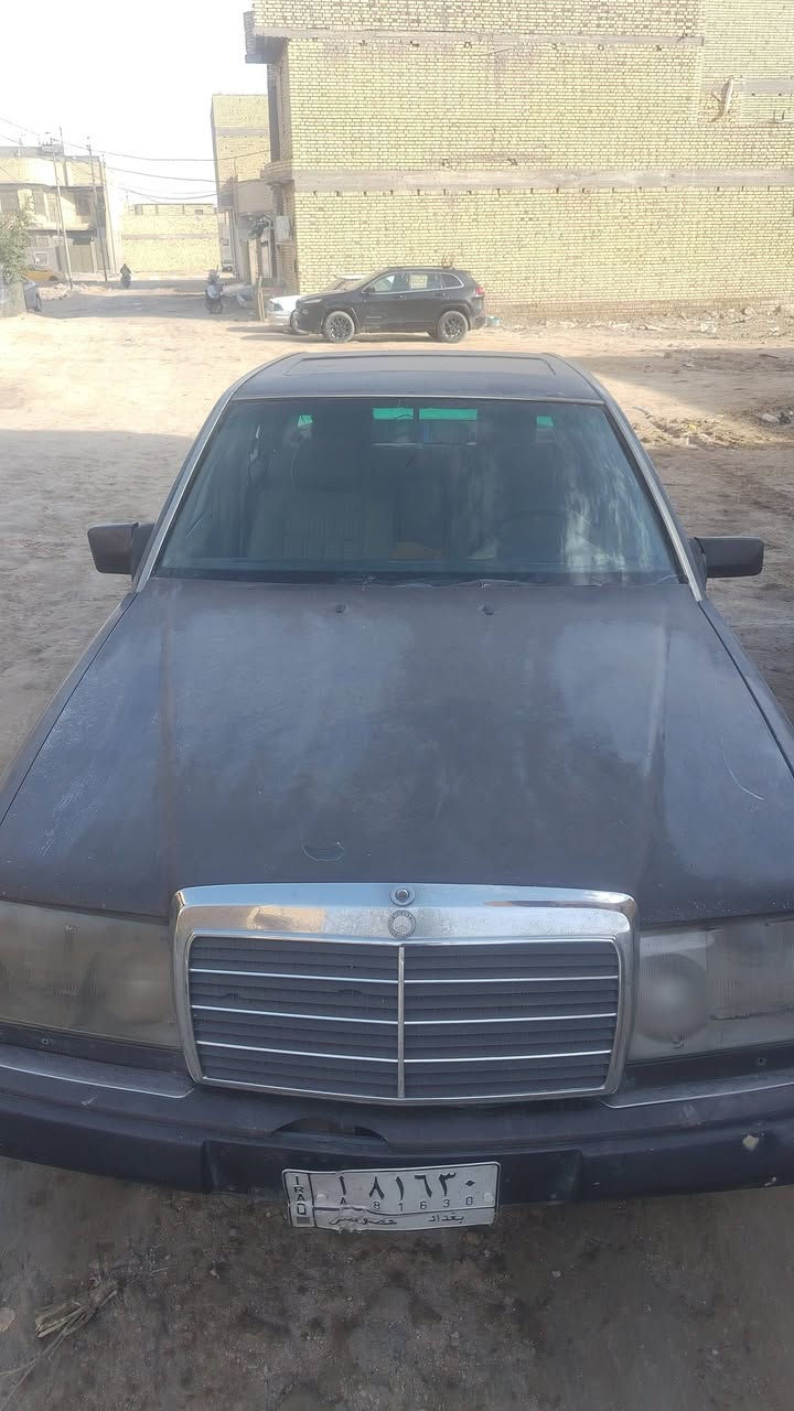 مارسدس دب للبيع السعر 32 مكينه 2.5
السنويه 27
رقم بغداد باسمي 
***********
