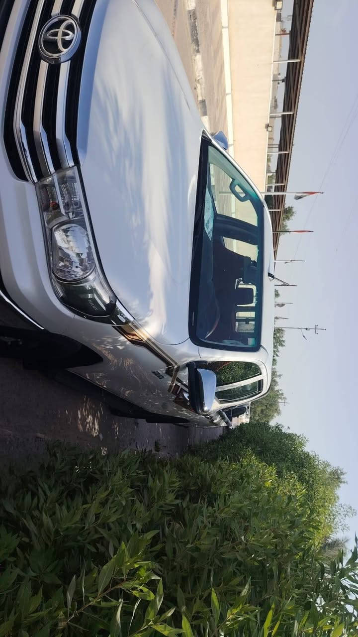 البيع تويوتا بيكم سياره كير محرك كاز  مكفولات حداديه جديده تخم تاير دواخل كهربيات كله
شقاله تبريد سياره وتماتيك موديل (2019)
سعر 190 ورقه    سنويه 30 رقم ربيل
بعد تفاصيل سياره سوناره مرفق بل صور *********** المكان البصره هارثه البصرة, العراق
