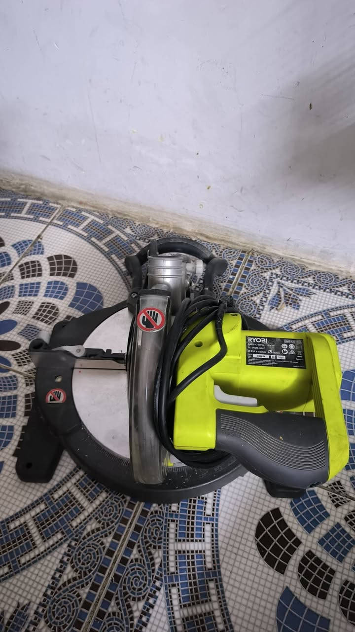 متاح كتر 7انج بي صوت ابيعه عله هل حطه السعر 75نهايته المكان الحريه
***********
