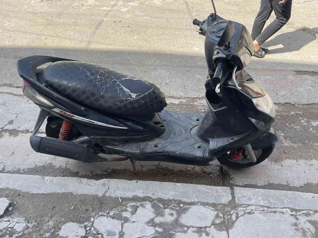 سكنس فحل للبيع السعر ٥٠٠ مكاني الدوره للتواصل *********** للشراي فقط
