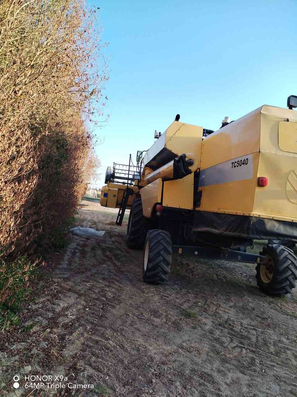 السلام عليكم للبيع حاصده 4بلم 2013 كتاب شركه الاستفسار أكثر ***********
